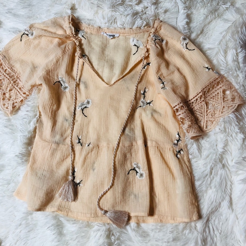 *BB Dakota* Blush pink Top